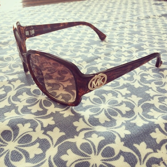 Michael Kors Harper sunglasses brown frame 100% UV
