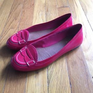 Red Sperry flats