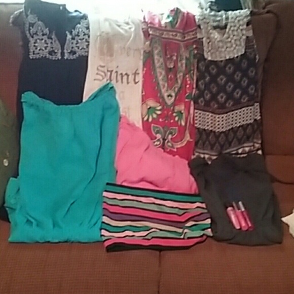 HUGE BUNDLE! ! @trobinson1978