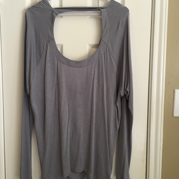 Express gray top - Picture 2 of 3