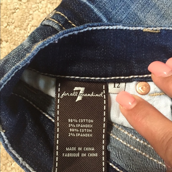 Seven for all man kind Jean shorts - Picture 3 of 3