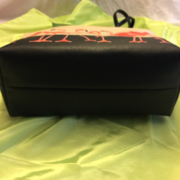 Kate Spade "Tote sold on mer - Picture 2 of 4