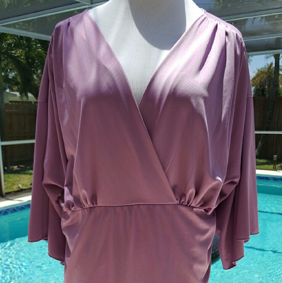 Sz 1x V-Neck Violet tunic with ruched side