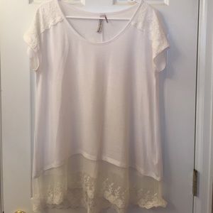 White lace short sleeved top