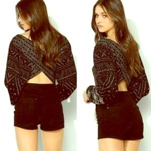 Long sleeve crop top