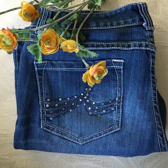 INC DEMIN JEANS