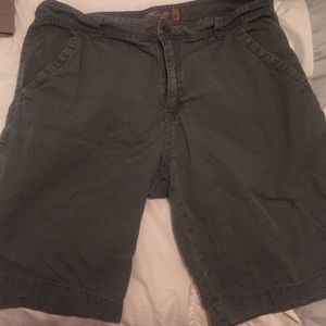 MENS shorts. Size 36