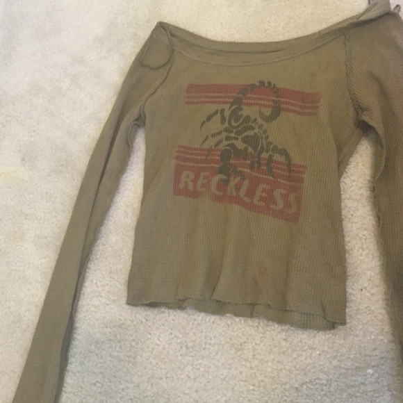 Long sleeve crop top