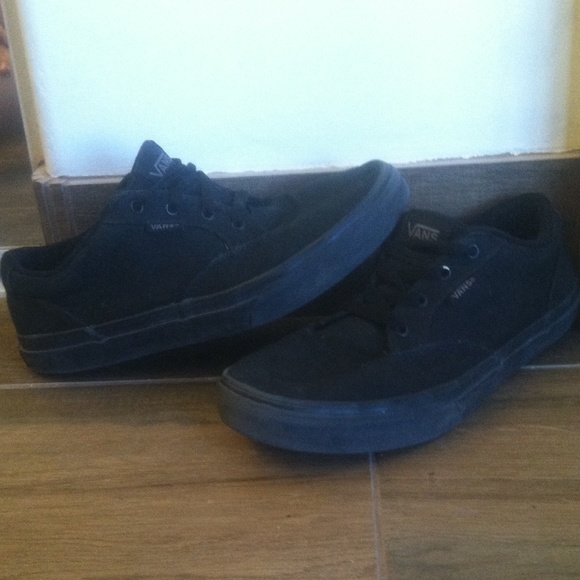 VANS SHOES!!