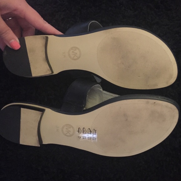 Sold on Merc! - Picture 4 of 4