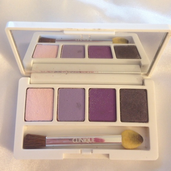Clinique eyeshadow palette