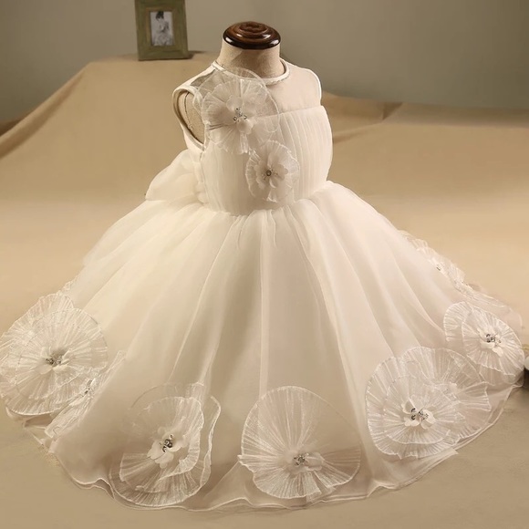 Wedding flower girl dress