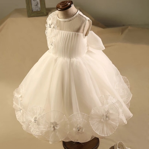 Wedding flower girl dress