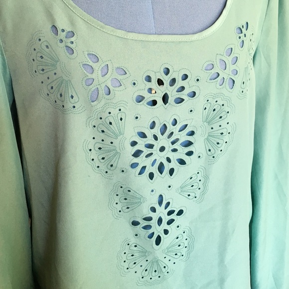 Teal blouse - Picture 2 of 4