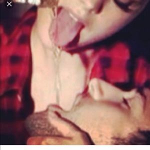 Meet your Posher, Perla