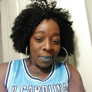 Meet your Posher, Sherrie