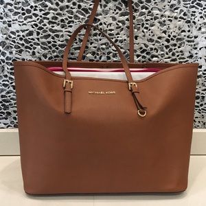 Michael Kors Large Jet Setter Tote