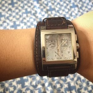 Davis woman watch pearl and genuine brown leather