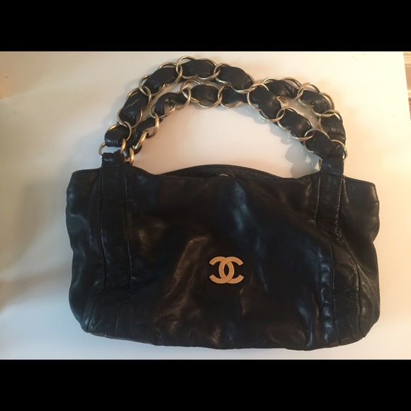 Chanel vintage handbag