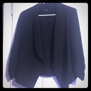 Lightweight, open Blazer.