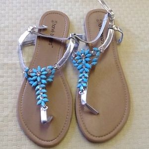 Statement sandals size 9/10 new Statement sandals size 9/10 new