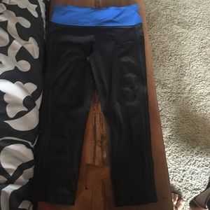 LULU LEMON CROPPED LEGGINGS