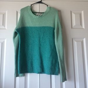 Blue two toned sweater