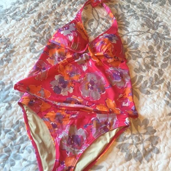 Victoria's Secret Other - Victoria's Secret Pink Floral Tankini Swimsuit