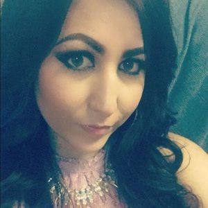 Meet your Posher, Guillermina