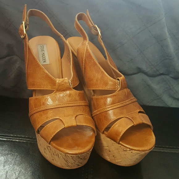 Tan cork wedge - Picture 2 of 3