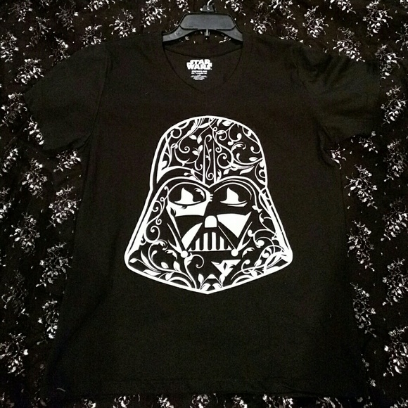 BRAND NEW Star Wars s/s Darth Vader Tee