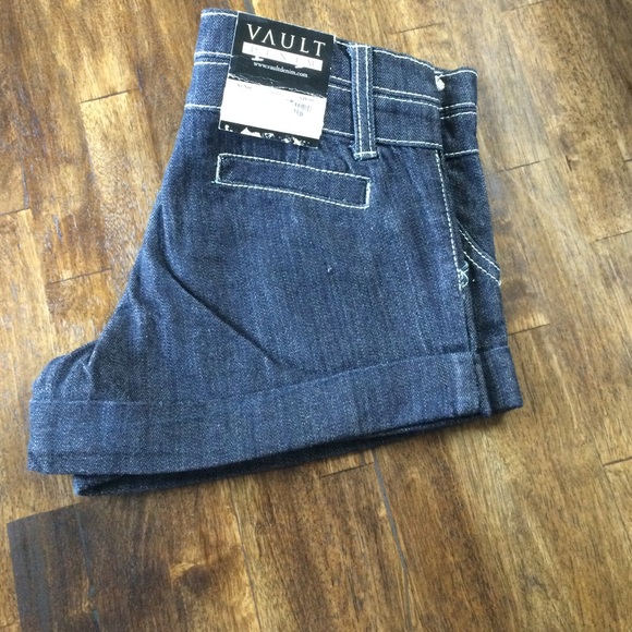 ⚡️Flash Sale!!⚡️Ci Sono denim Jean shorts - Picture 3 of 4