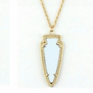 NWT White and Gold Arrow head necklace!