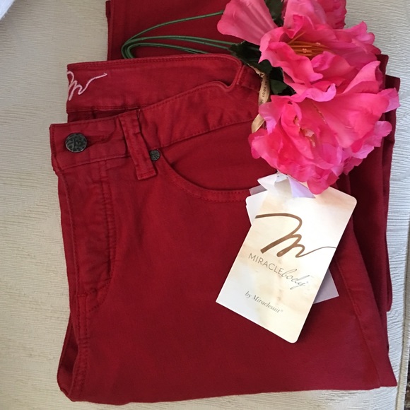 MIRACLE BODY JEANS by Miracle suit.
