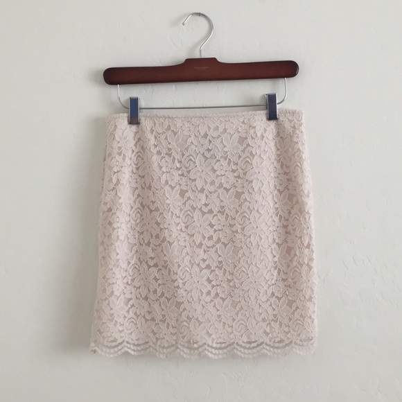 H&M Lace Mini Skirt