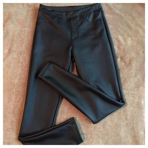 Faux leather leggings!