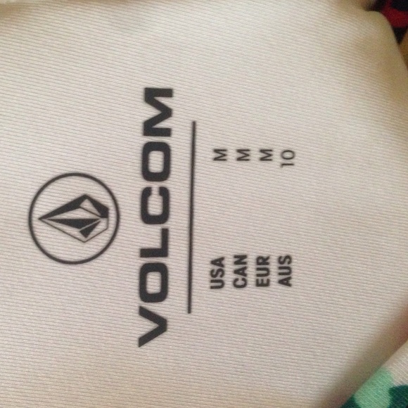 Volcom 2piece swimsuit - Picture 2 of 4