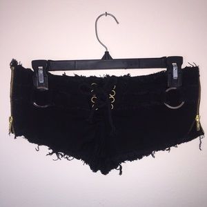 Black Jean shorts with side zipper and lace front