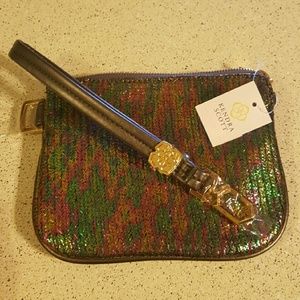 Kendra scott small wristlet
