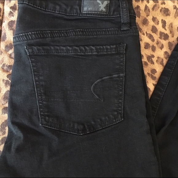 Size 6 Short Black American Eagle Jegging🌞