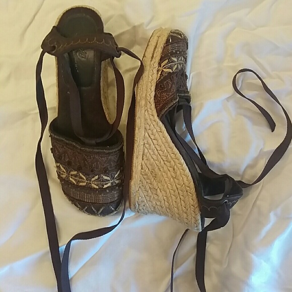 Bohemian Wedges - Picture 1 of 3