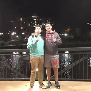 Meet your Posher, Cameron