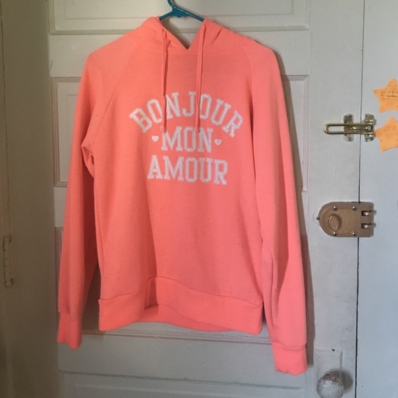 Bright coral sweatshirt. Soft! 🌺 LAST CHANCE!