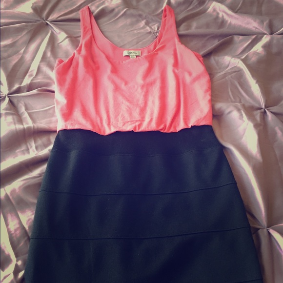 Guess mini dress! - Picture 1 of 4