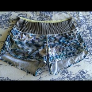 Lululemon blurry belle