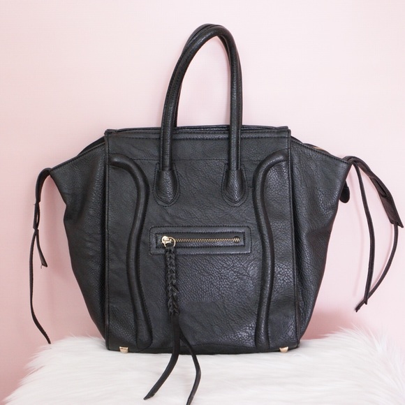 Gorgeous Black Medium Bag