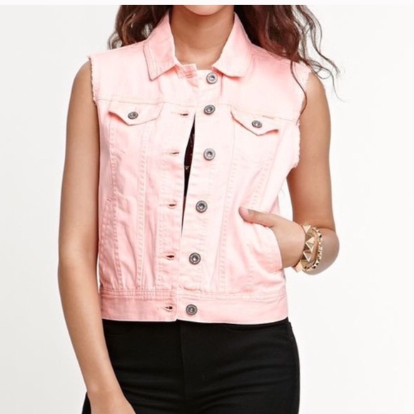 Peach denim vest 🌸
