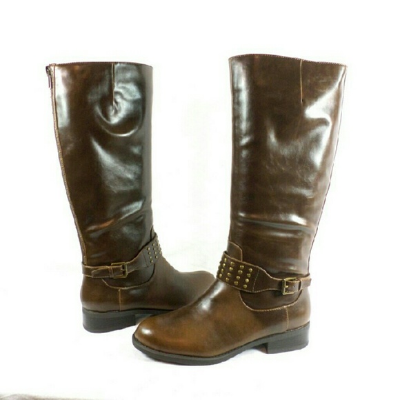 American Living Jaycee Brown Back Zip Tall Boots