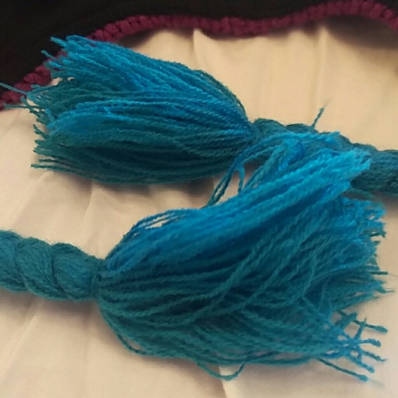 Winter hat - Picture 2 of 2