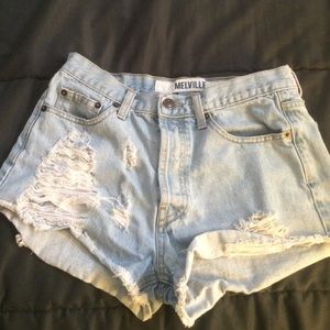 Brandy Melville high wasted shorts!